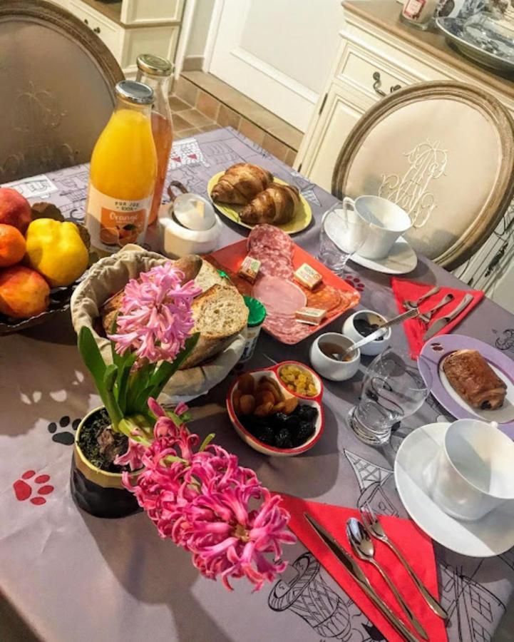 La Tour Cachee Bed & Breakfast Mortain-Bocage Exterior foto